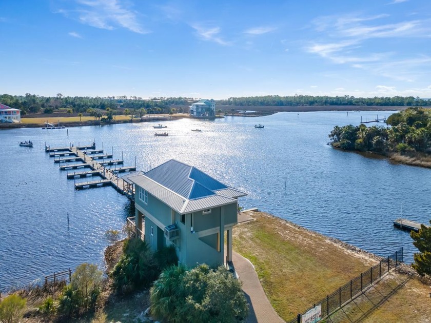 If you're looking for a prime location to build your dream - Beach Lot for sale in Steinhatchee, Florida on Beachhouse.com