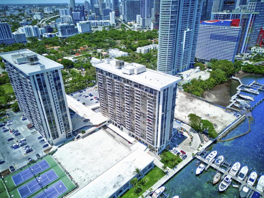 Welcome to Brickell Place, Where Style Meets Convenience! - Beach Condo for sale in Miami, Florida on Beachhouse.com