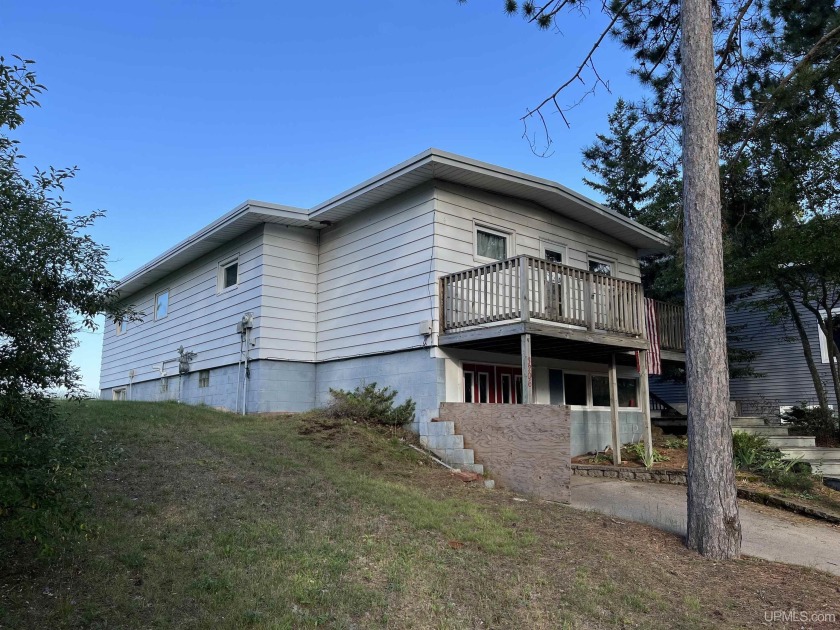 One of the original Island Beach Road Bungalows is available - Beach Home for sale in Marquette, Michigan on Beachhouse.com