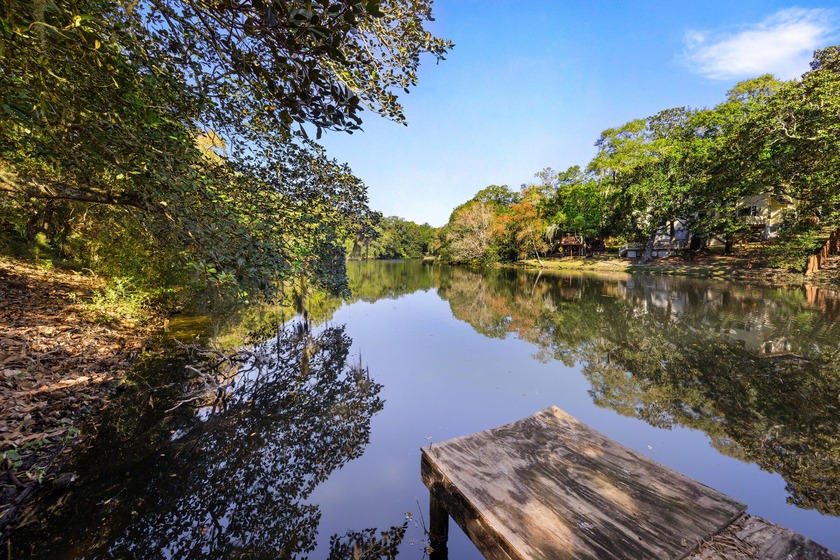 Investor/Builder Opportunity - .79 Acre Lakefront Property in - Beach Home for sale in Fort Walton Beach, Florida on Beachhouse.com