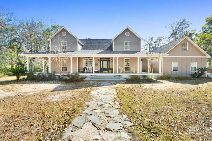 If mature oak trees aren't enough, imagine owning 2.28 acres on - Beach Home for sale in Fairhope, Alabama on Beachhouse.com
