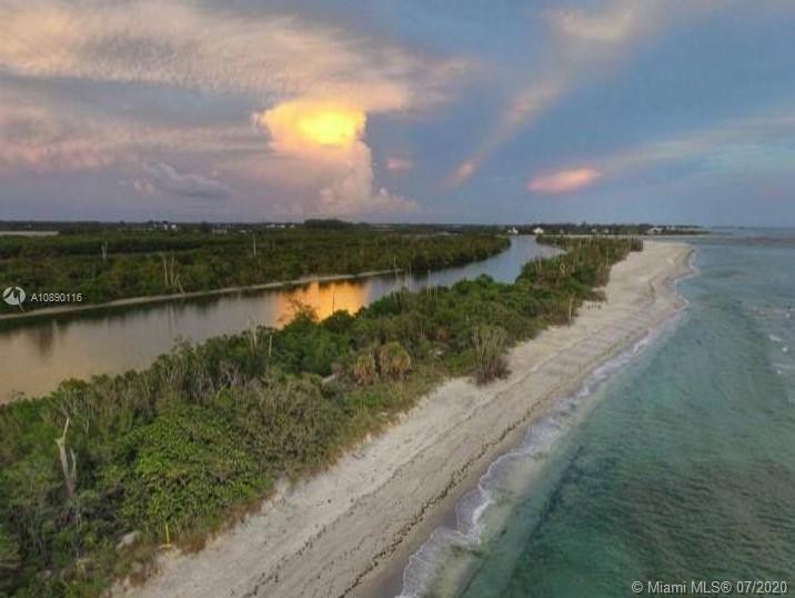 Magnificent Cul de Sac Oversize Lot, Perfect to build your dream - Beach Lot for sale in Port Charlotte, Florida on Beachhouse.com