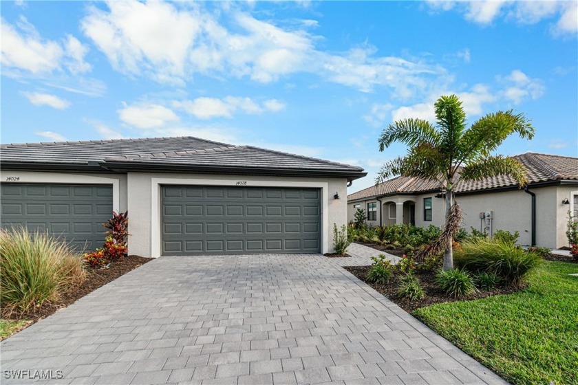 Welcome to your new home! This adorable villa will capture your - Beach Home for sale in Fort Myers, Florida on Beachhouse.com