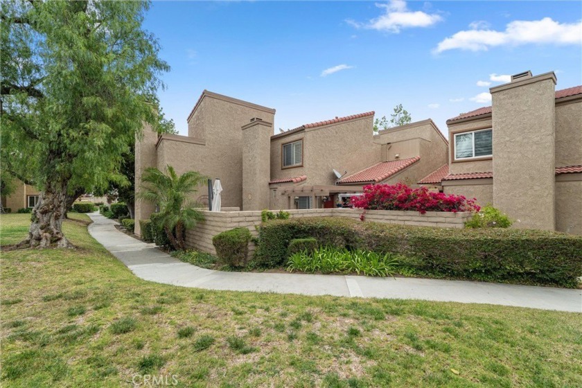 Welcome to this beautifully upgraded townhome in the highly - Beach Condo for sale in Fullerton, California on Beachhouse.com