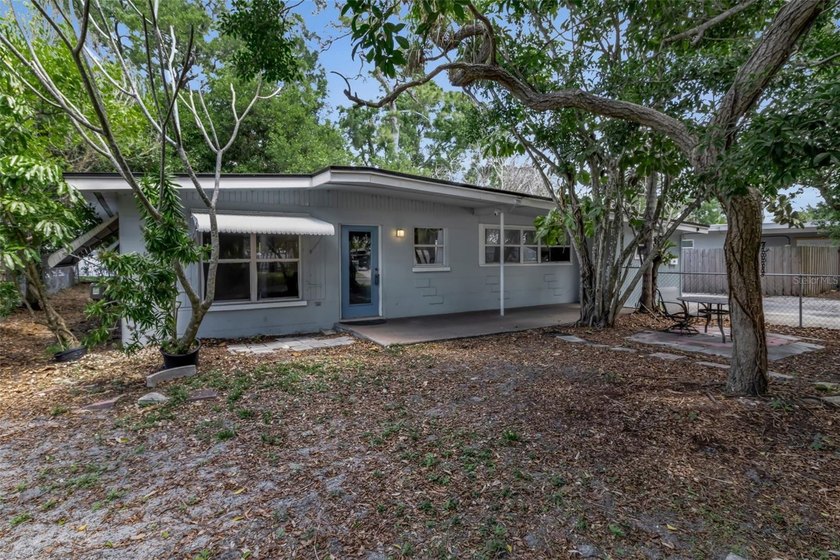 Looking for a well maintained 3 bedroom/1 bath home with No - Beach Home for sale in Bradenton, Florida on Beachhouse.com