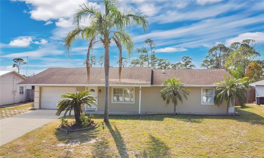 This turnkey property is perfect for short- or long-term rentals - Beach Home for sale in Edgewater, Florida on Beachhouse.com
