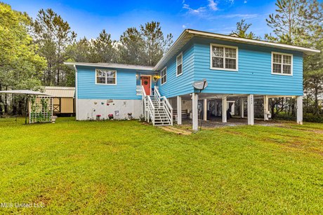 Discover your dream home at 5052 Schira Street in Bay St. Louis - Beach Home for sale in Bay Saint Louis, Mississippi on Beachhouse.com