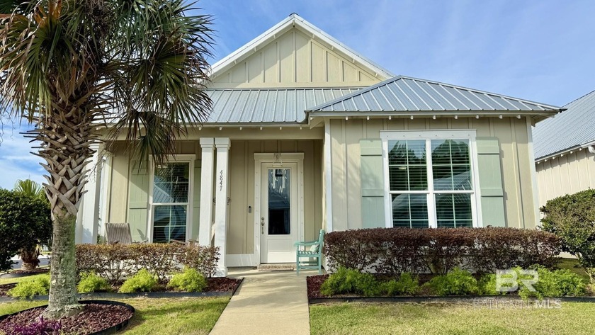 Must see this adorable coastal cottage, 3-bedroom, 2 baths on a - Beach Home for sale in Orange Beach, Alabama on Beachhouse.com