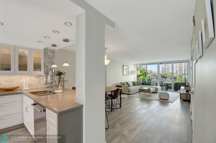 Sought-after condo residence on the river. Modern remodeled 2 - Beach Condo for sale in Fort Lauderdale, Florida on Beachhouse.com