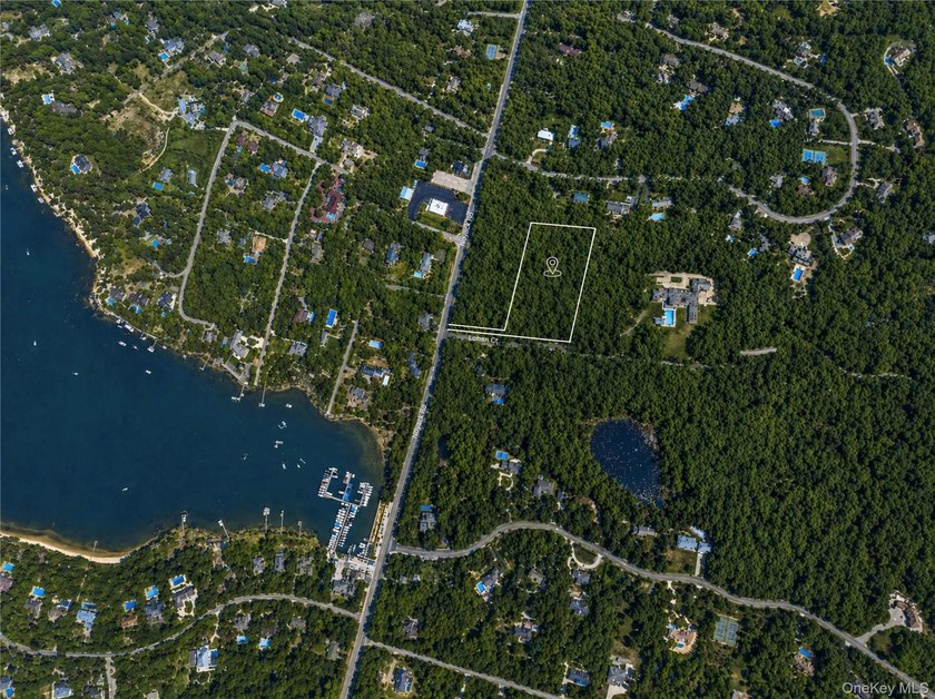 An exceptional 1.86-acre residential land opportunity in the - Beach Lot for sale in Southampton, New York on Beachhouse.com