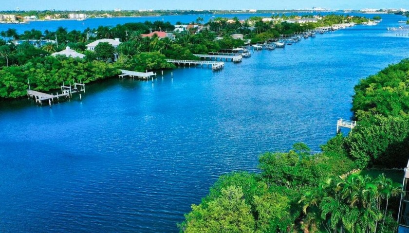 Waterfront Penthouse...Rarely Available, Remarkably Renovated - Beach Condo for sale in South Palm Beach, Florida on Beachhouse.com