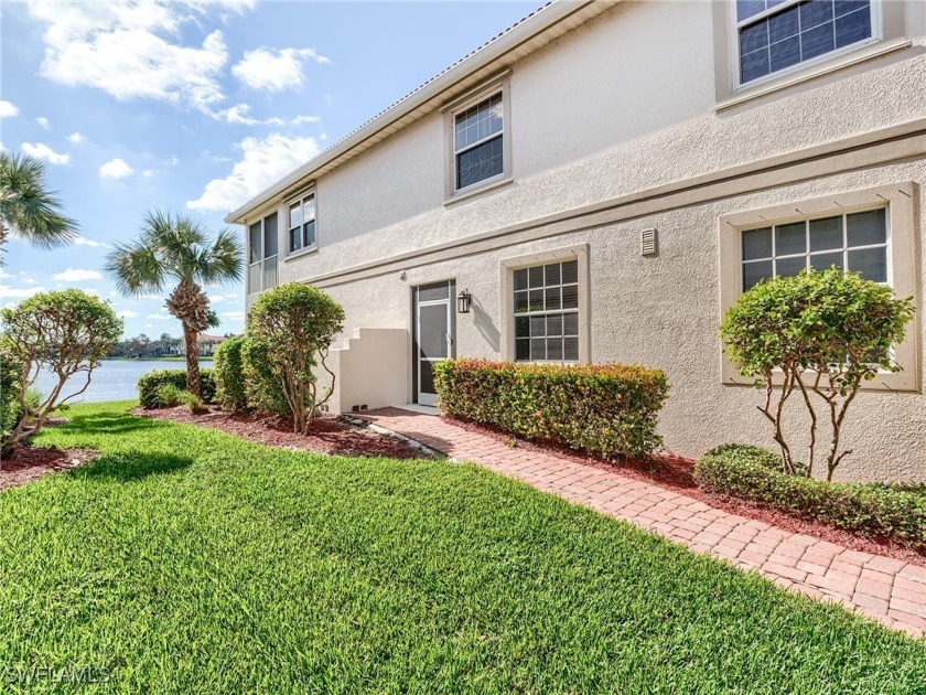 Well updated with a full south lake view. This 2+den, 2-car - Beach Condo for sale in Fort Myers, Florida on Beachhouse.com