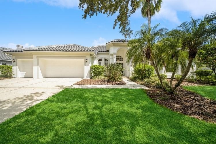 Fantastic pool home located in Hunter's Green. Hunter's Green is - Beach Home for sale in Tampa, Florida on Beachhouse.com