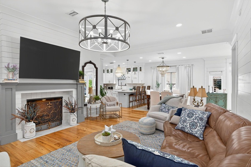 Every detail of this beautifully renovated home speaks to - Beach Home for sale in Miramar Beach, Florida on Beachhouse.com