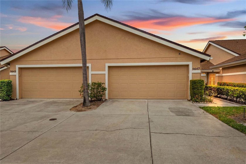 Welcome to this 1,658 sq ft single-family home offering 2 - Beach Home for sale in Sarasota, Florida on Beachhouse.com