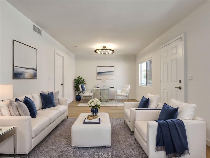 Modern, chic, and move-in ready--this private Long Beach home - Beach Home for sale in Long Beach, California on Beachhouse.com