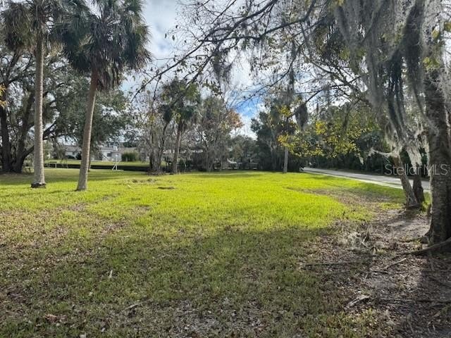 Waterfront lot canal located in the neighborhood of Woodland - Beach Lot for sale in Crystal River, Florida on Beachhouse.com