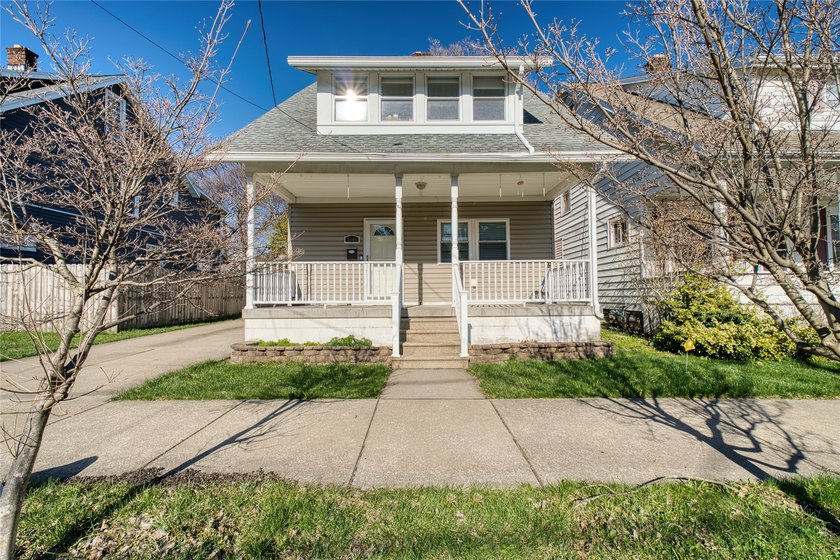 Freshly updated and move-in ready, this home has so much space - Beach Home for sale in Erie, Pennsylvania on Beachhouse.com