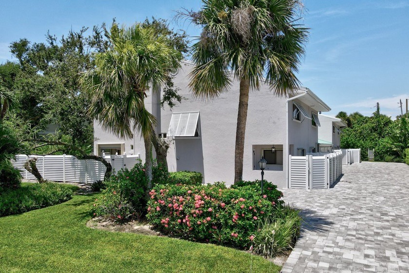 Located in the heart of Vero Beach's Central Beach on the scenic - Beach Townhome/Townhouse for sale in Vero Beach, Florida on Beachhouse.com