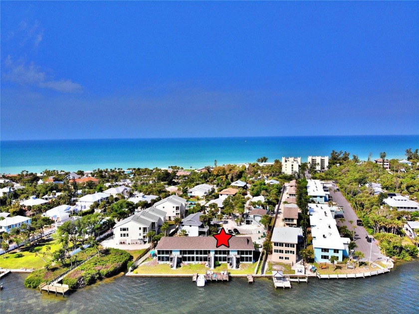 ISLAND LIFE**BAYFRONT**DIRECTLY ON THE SHORES OF LEMON - Beach Condo for sale in Englewood, Florida on Beachhouse.com