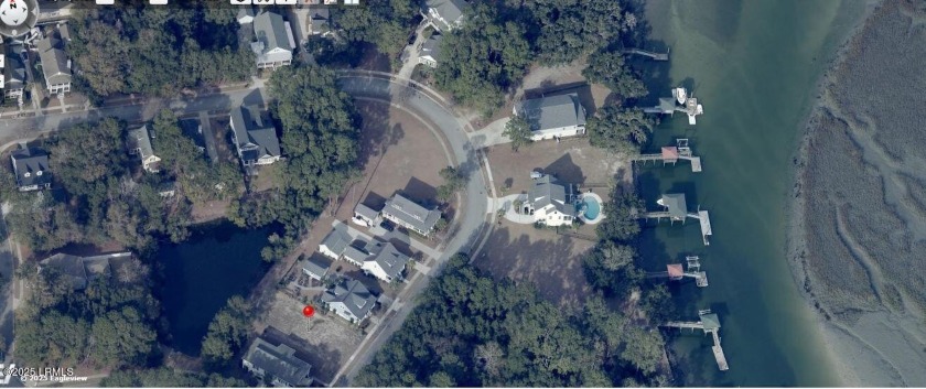 Private waterfront community. This .18 acre buildable lot backs - Beach Lot for sale in Beaufort, South Carolina on Beachhouse.com