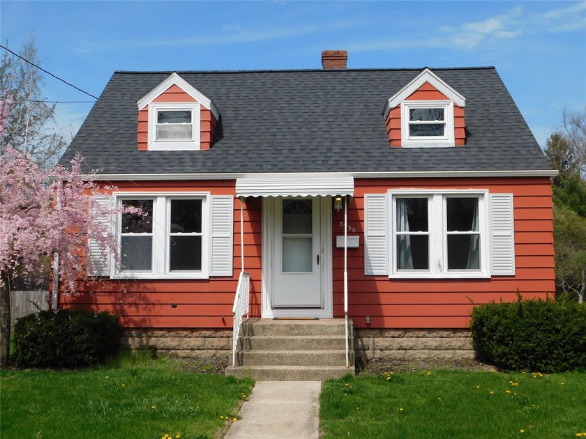 One or more images are virtually staged. Cute as a button, 4 - Beach Home for sale in Erie, Pennsylvania on Beachhouse.com
