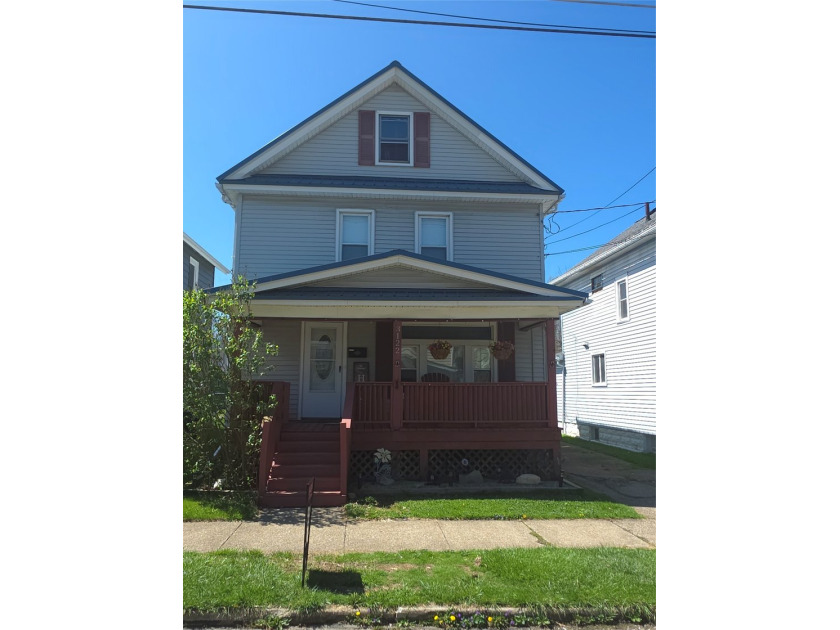 Fully renovated down to the studs! This home is essentially - Beach Home for sale in Erie, Pennsylvania on Beachhouse.com
