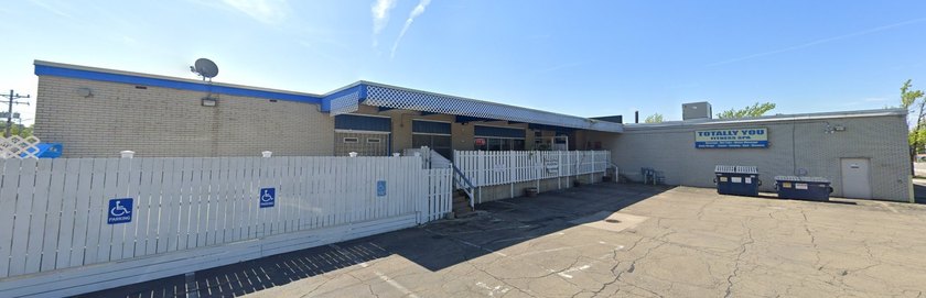 Former health club. 7300 SF commercial * Flex space* could be - Beach Commercial for sale in Erie, Pennsylvania on Beachhouse.com