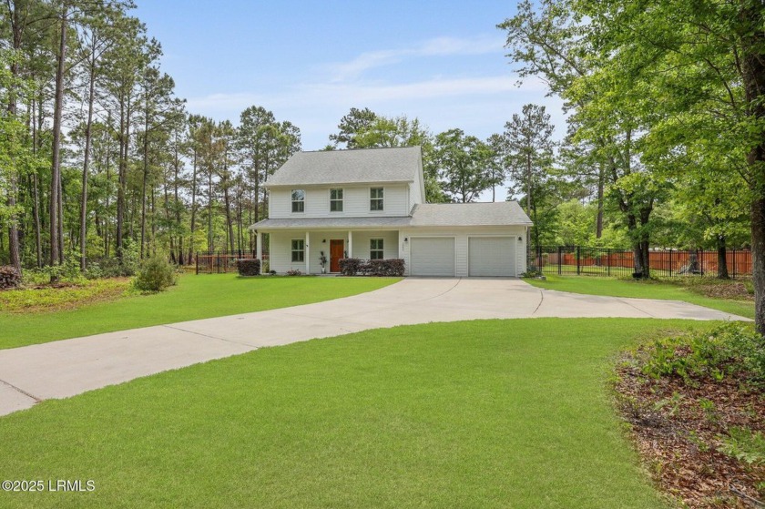 Rare find on Johns Island! 1502 Southwick Drive was built in - Beach Home for sale in Johns Island, South Carolina on Beachhouse.com