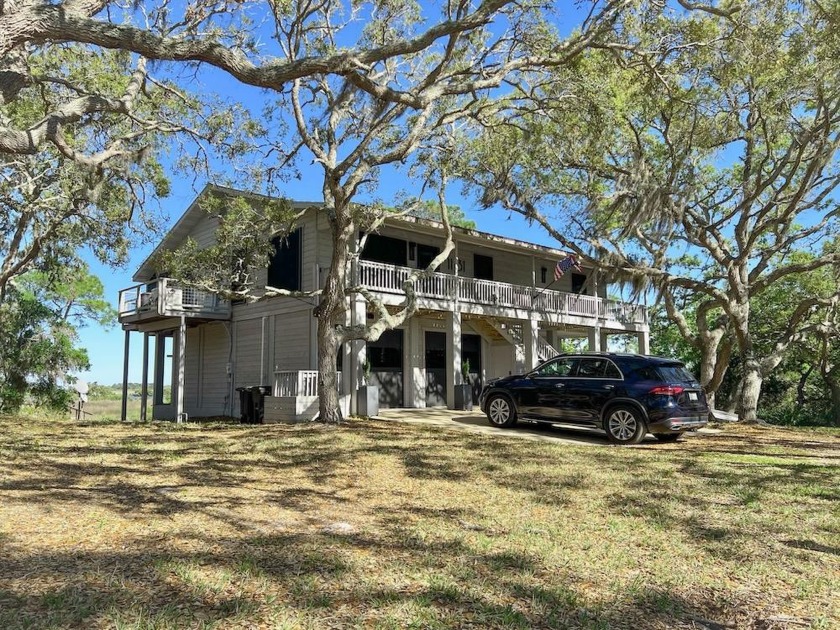 MOTIVATED SELLER for this TOP-OF-THE-LINE HOME on 1.66 - Beach Home for sale in Cedar Key, Florida on Beachhouse.com