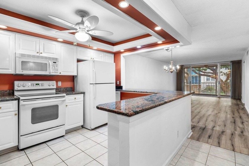 Welcome to your perfect Florida getaway! This pre-inspected - Beach Condo for sale in Boynton Beach, Florida on Beachhouse.com