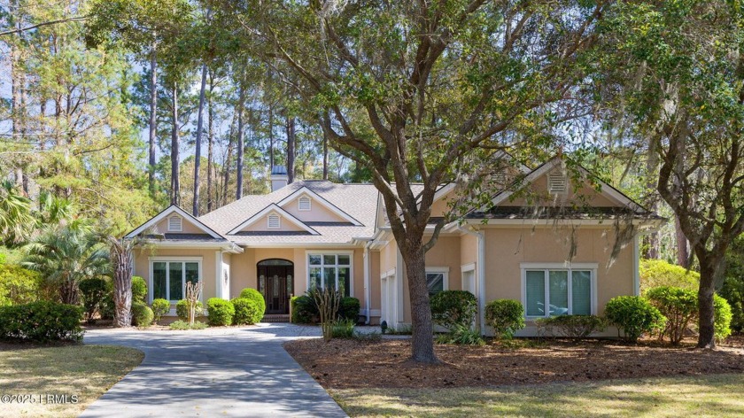 This beautifully maintained home is the ideal retreat with - Beach Home for sale in Okatie, South Carolina on Beachhouse.com
