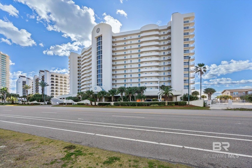 Looking for a condo that feels like a luxurious home? Recently - Beach Condo for sale in Orange Beach, Alabama on Beachhouse.com