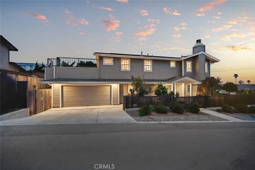 Welcome to your dream home by the bay! Tucked into the popular - Beach Home for sale in Los Osos, California on Beachhouse.com