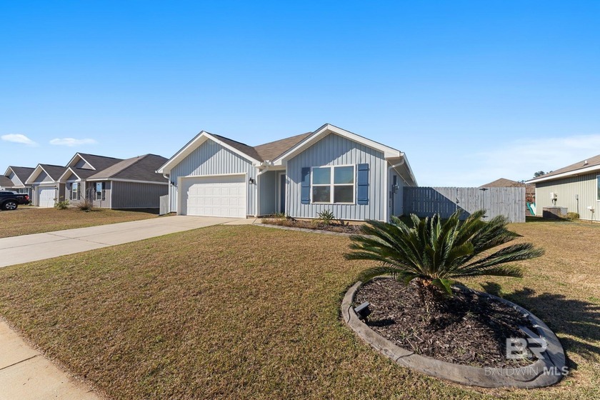 Welcome to this beautifully maintained home located in a quiet - Beach Home for sale in Foley, Alabama on Beachhouse.com