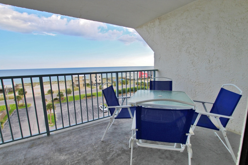 Gulf Shores Surf and Racquet 716A- White Sand and Savings! Book T - Beach Vacation Rentals in Gulf Shores, Alabama on Beachhouse.com