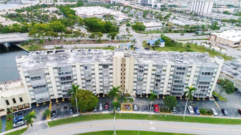 INCREDIBLE INTERSECTING CANAL VIEWS , POOL VIEWS FROM THIS 2 - Beach Condo for sale in Hallandale Beach, Florida on Beachhouse.com
