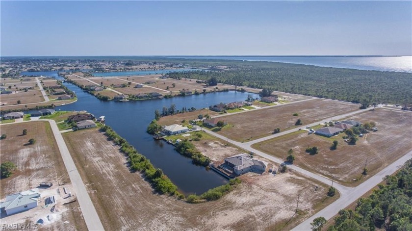 GULF ACCESS lot. Very desirable and rapidly growing NW Cape - Beach Lot for sale in Cape Coral, Florida on Beachhouse.com