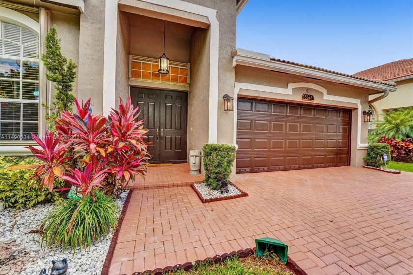 Reduced to Sell! 2008 Built. This spacious layout provide a - Beach Home for sale in Miramar, Florida on Beachhouse.com