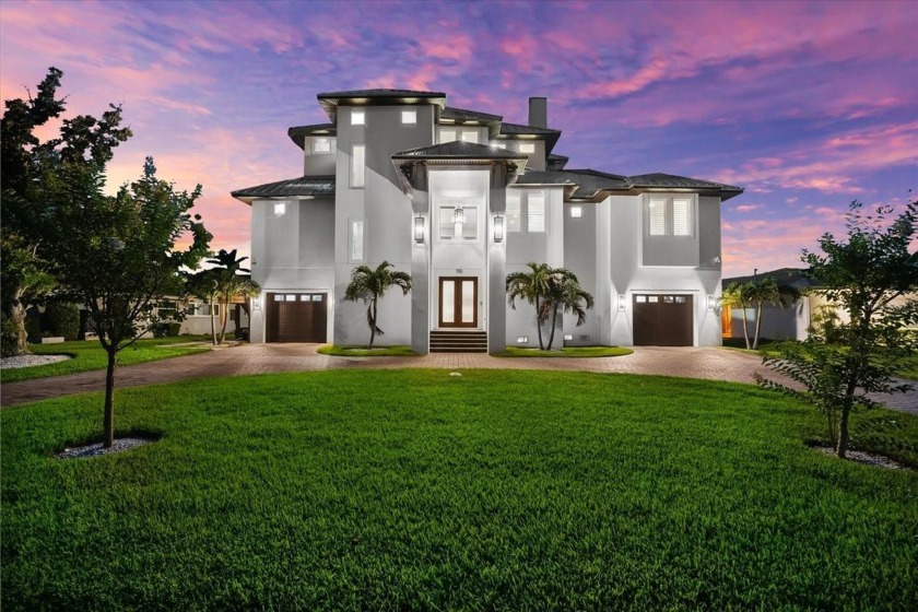 A rare offering where modern elegance meets coastal - Beach Home for sale in Palm Harbor, Florida on Beachhouse.com