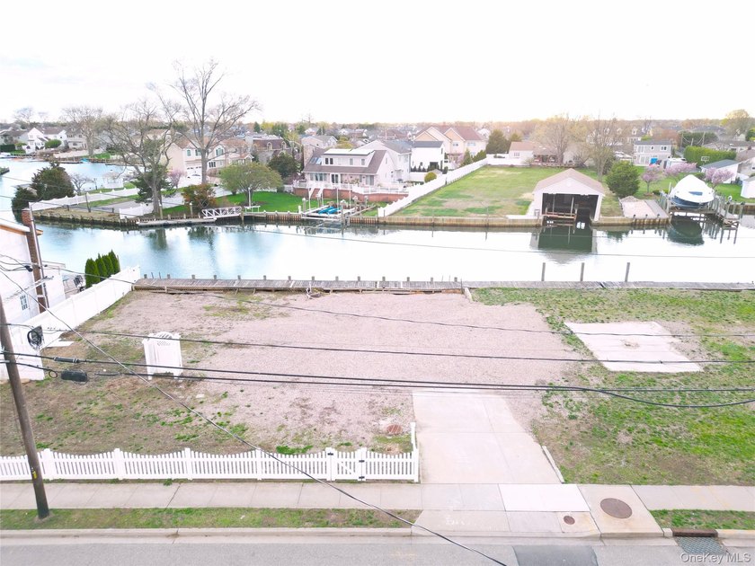 Welcome to 62 Alhambra Rd, Lot 107-108, a waterfront vacant land - Beach Lot for sale in Massapequa, New York on Beachhouse.com