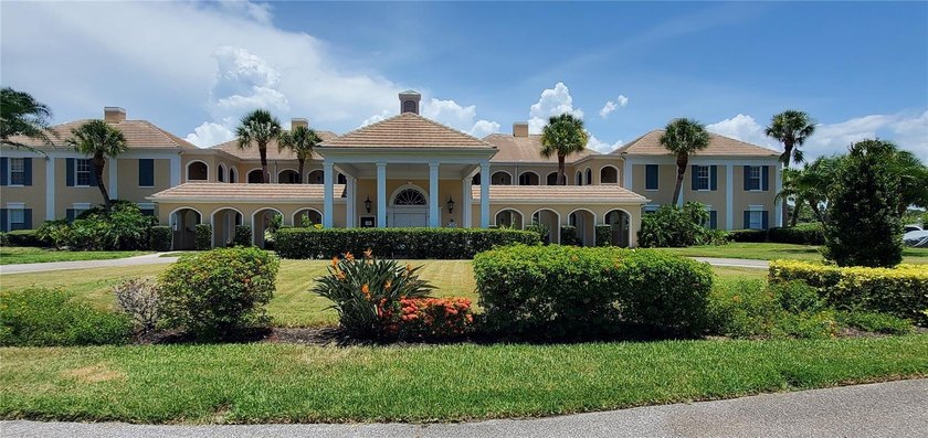 Situated in Windsor Lodge in The Oaks Clubside, this updated - Beach Condo for sale in Osprey, Florida on Beachhouse.com
