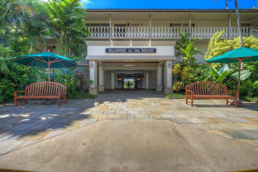 Location Location Location! Wonderful opportunity to own a unit - Beach Condo for sale in Kapaa, Hawaii on Beachhouse.com