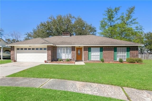PRICE ADJUSTMENT!!

**Charming 3-Bedroom, 2-Bath Slidell home on - Beach Home for sale in Slidell, Louisiana on Beachhouse.com