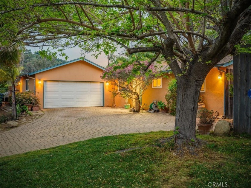 ***Seller has closed on their replacement property and is highly - Beach Home for sale in Santa Barbara, California on Beachhouse.com