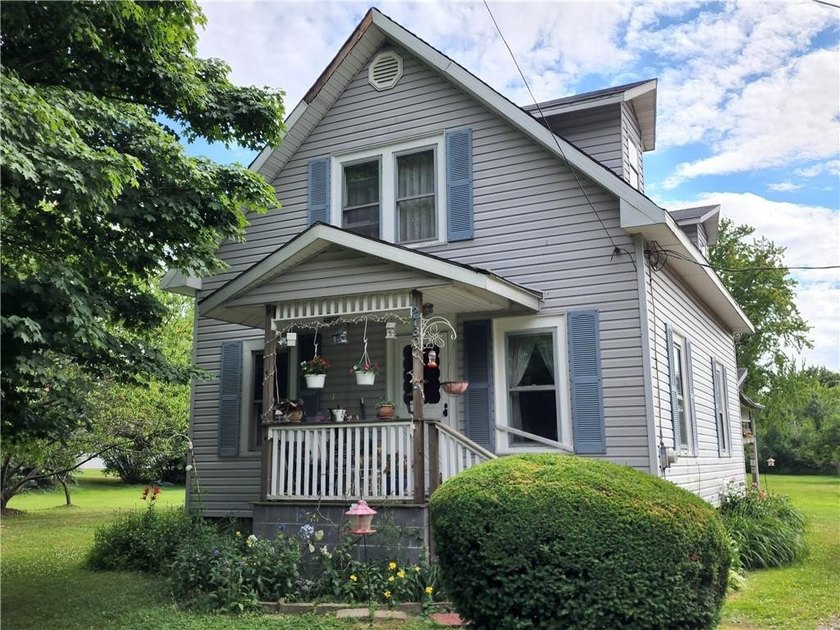 Great opportunity to build quick equity in a great Harborcreek - Beach Home for sale in Harborcreek, Pennsylvania on Beachhouse.com