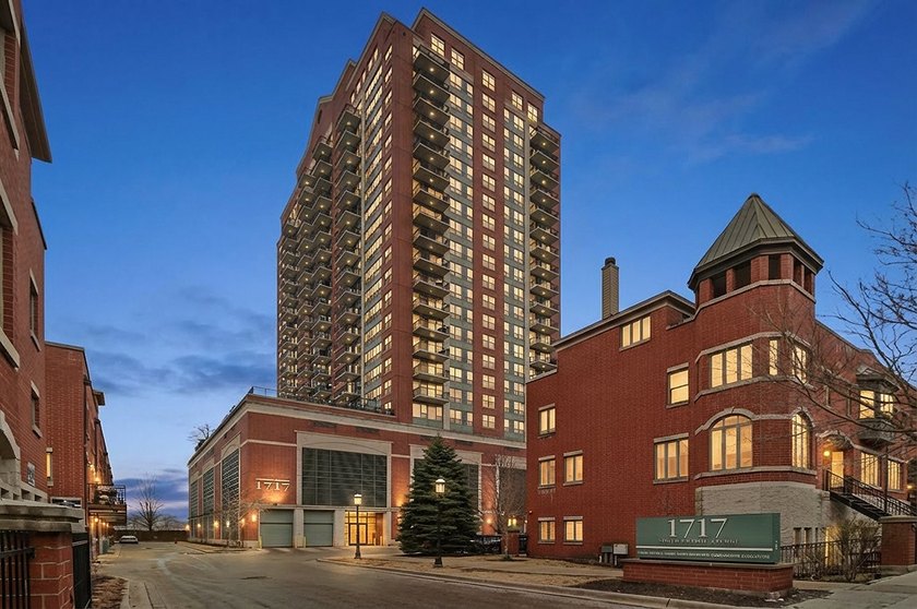 Stunning Lake & City Views | Garage Parking Included! Enjoy - Beach Condo for sale in Chicago, Illinois on Beachhouse.com