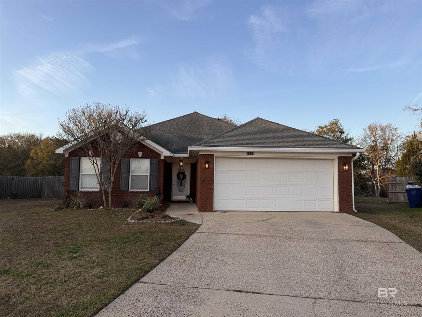 Welcome to this beautifully maintained 3-bedroom, 2.5-bath home - Beach Home for sale in Foley, Alabama on Beachhouse.com
