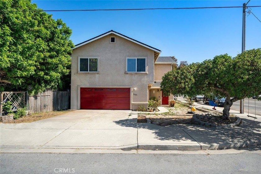 Just a short walk to the beach, 1681 Ocean Street offers a - Beach Home for sale in Oceano, California on Beachhouse.com