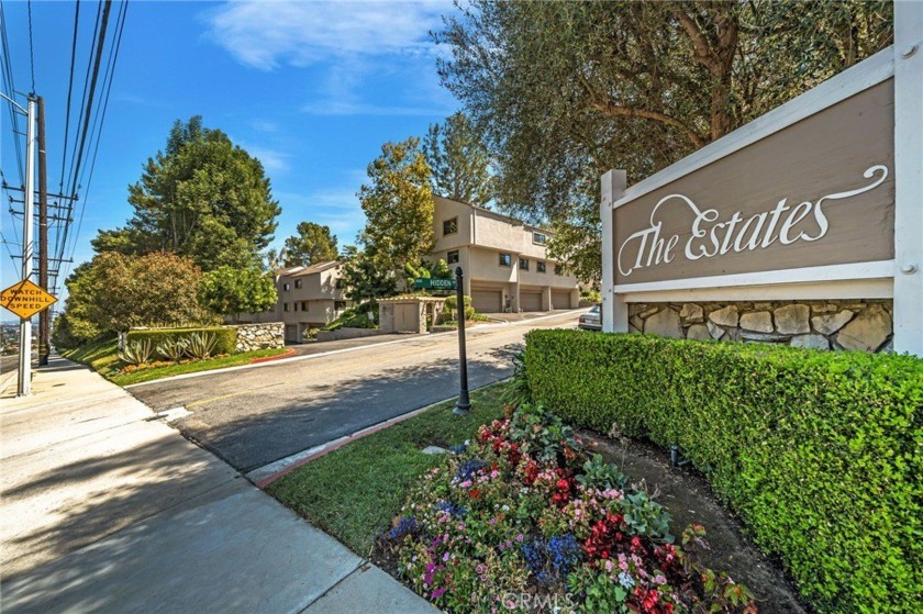 Large 2 bedroom remodeled townhome, over 1,700 sq. ft., with - Beach Townhome/Townhouse for sale in Rolling Hills Estates, California on Beachhouse.com